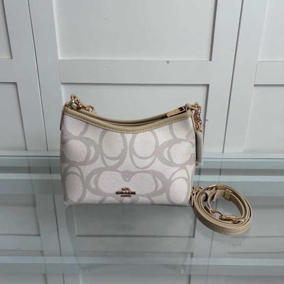 Coach Mini Bag - Picture 1 of 8